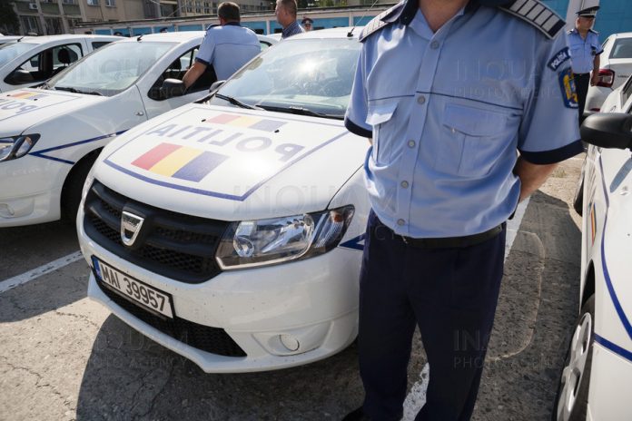 condamnare șofer Cisnădie, șofer băut Sibiu, poliția Cisnădie, execuție pedeapsă, închisoare conducere alcool, alcoolemie mare, infracțiune rutieră, siguranță rutieră, conducere sub influența alcoolului, accident prevenire, campanii siguranță rutieră, toleranță zero alcool, poliția rutieră, dosar penal șofer, sentință definitivă, reținere șofer, mandat de arestare, penitenciar Sibiu, aplicare lege, cod penal România, pedepse alcool la volan, alcoolemie peste limita legală, probe biologice, test etilotest, trafic în siguranță, prevenire accidente, statistici accidente, județul Sibiu, campanie prevenire, legislație rutieră, infracțiuni rutiere, pericol la volan, comunitate Cisnădie, aplicare strictă lege, control trafic, alcoolemie ridicată, recidivă rutieră, comportament rutier, accidente grave, victime alcool, campanie poliție, verificări rutiere, control etilotest, educație rutieră, șofer responsabil, permis suspendat, retragere permis, dosar penal rutier, legea circulației, siguranță publică, prevenire tragedii, încarcerare șofer, aplicare mandat, poliție locală, prevenire recidivă, accidente mortale, control de rutină, alcoolemie 0,4 mg/l, campanii informare, mesaj poliție, poliția Sibiu, colaborare poliție, pericol public, șofer iresponsabil, urmări legale, prevenire pierderi vieți, responsabilitate rutieră, respect lege rutieră, zero toleranță, sancțiuni dure, control preventiv, alcoolemie record, impact comunitar, comportament preventiv, aplicare pedepse, reacții comunitate, protejare vieți, sancționare exemplară, respect cod rutier, încarcerare infractor, accident evitat, siguranță drumuri, campanie responsabilitate, prevenire evenimente rutiere, educație șoferi, pedepse ferme, reducere accidente, responsabilitate civică, siguranță pietoni, protecție participanți trafic, campanie alcool stop, conducere preventivă, risc major alcool, lege aplicată, autorități ferme, combatere alcoolism rutier.